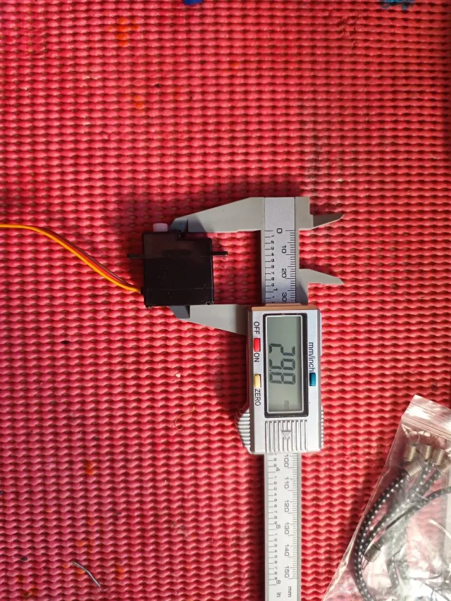 Dos Servo de YK4107