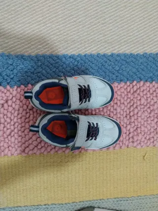 Zapatillas niño talla 27