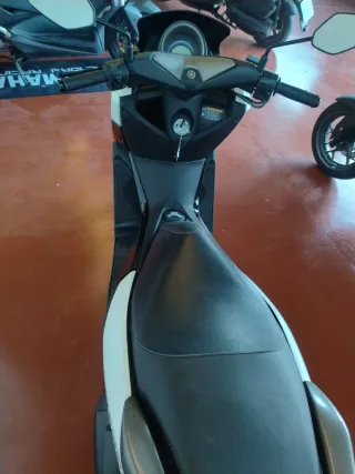 Yamaha NMAX 125cc