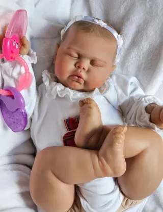 Bebé Reborn Morenita 60cm