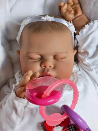 Bebé Reborn Morenita 60cm