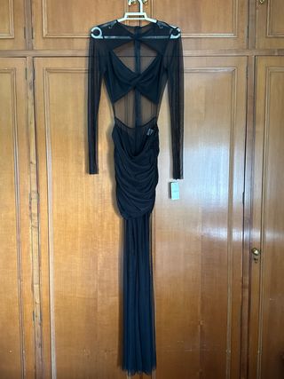 Mono negro de fiesta con tul