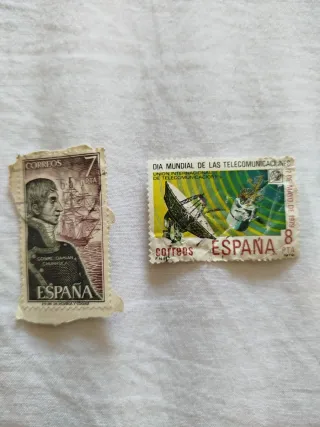 Lote 2 sellos España 1979