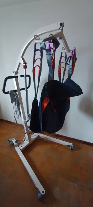 Grúa ortopédica Fortia-Mini discapacidad ancianos