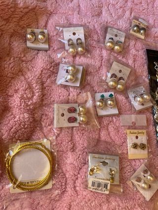 Lote Bisutería Pulseras collares anillos pendiente