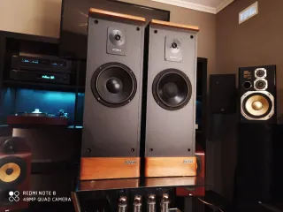 Altavoces Advent Prodigy Tower.