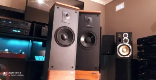 Altavoces Advent Prodigy Tower.