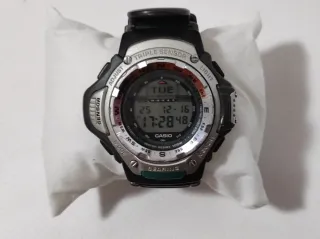 Reloj Casio Pro Trek Triple Sensor