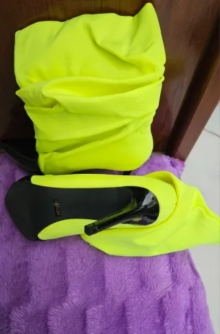 Botas Neón Talla 40