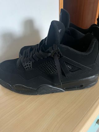 Jordan 4 Black Cat