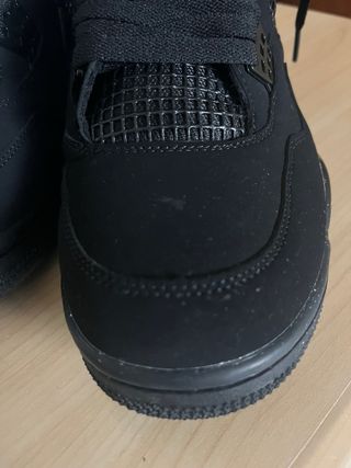 Jordan 4 Black Cat
