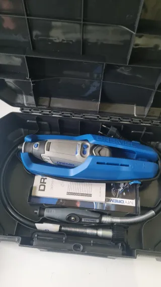 Dremel 3000 + 25 Accessori