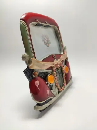 Marco de fotos coche clásico rojo