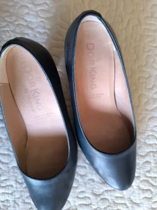 Zapatos de tacón de piel azul mujer