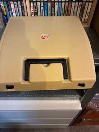 Máquina de escribir BASIC la olivetti también