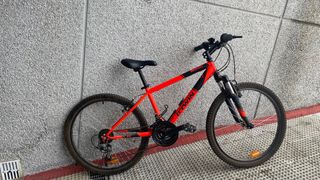 Bicicleta Montaña Roja Btwin Rockrider