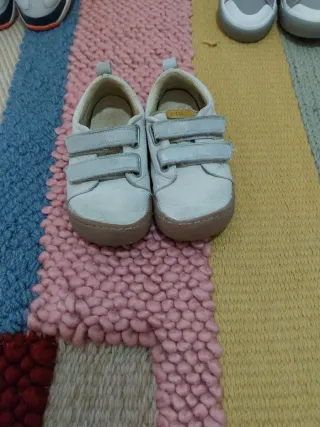 Lote 3 pares zapatos niño talla 27