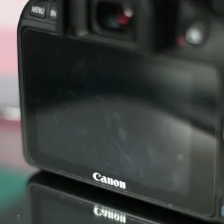 Canon EOS 100D - Cuerpo Cámara Negra