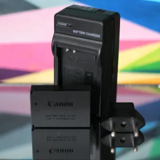 Canon EOS 100D - Cuerpo Cámara Negra