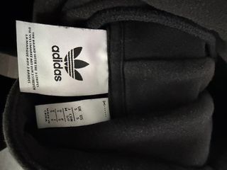 Sudadera Adidas Talla S Negra y Roja