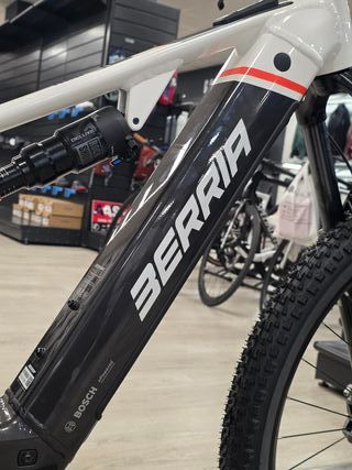 Bicicleta STRATOS HPR XT Eléctrica NUEVA