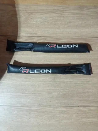 Almohadillas Leon FR