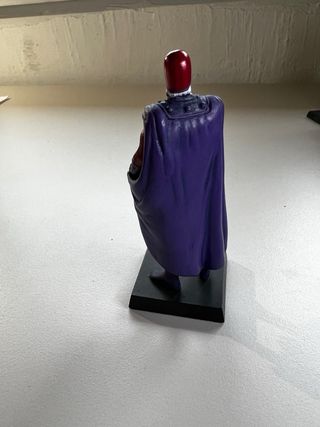 Figura Magneto Marvel