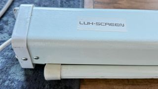 Pantalla Proyección LUH-SCREEN 110”