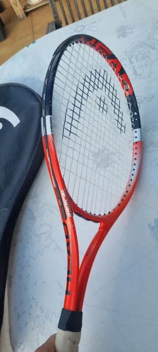 Raqueta de tenis HEAD con funda