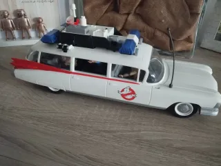 Coche Cazafantasmas Playmobil con figuras