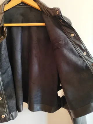 Cazadora/camisa negra