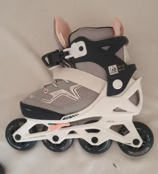 Patines en línea y casco infantil Oxelo
