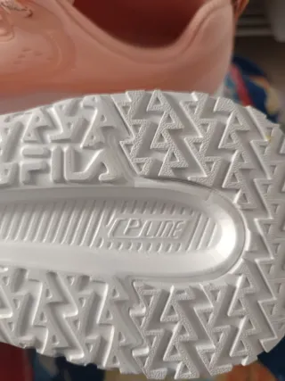 Botines Fila Rosa y Blanco