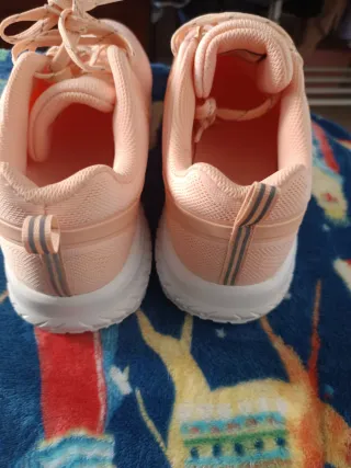 Botines Fila Rosa y Blanco