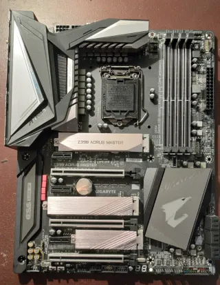 Placa Base Gigabyte Z390 Aorus Master