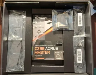 Placa Base Gigabyte Z390 Aorus Master