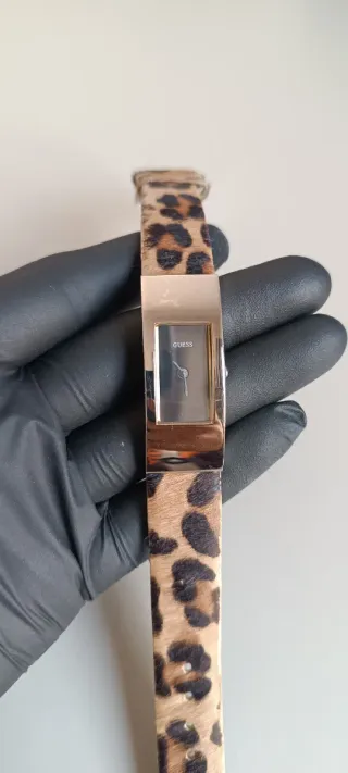 Reloj Guess Mujer Dorado y Multicolor