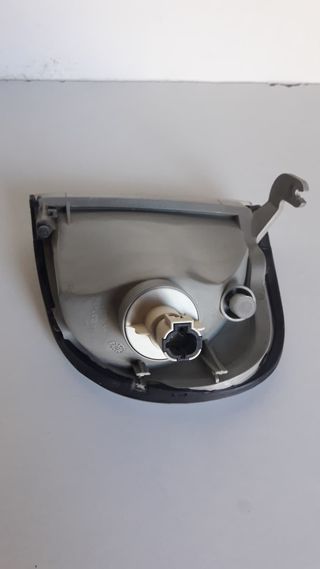 PILOTO DELANTERO DERECHO - NISSAN