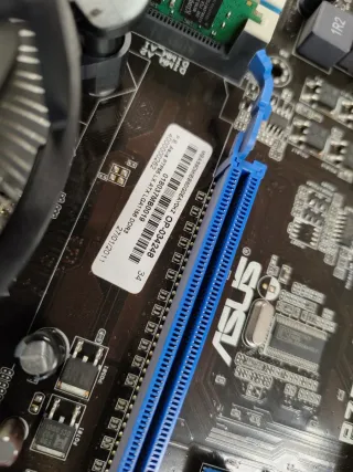 Placa Base ASUS P7P55 LX + i3 + 8GB RAM