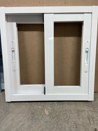 Ventana aluminio blanca