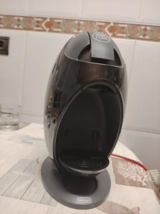Cafetera Nescafé Dolce Gusto DeLonghi