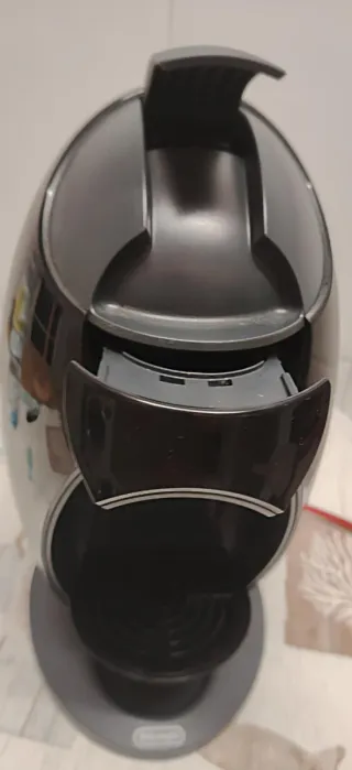 Cafetera Nescafé Dolce Gusto DeLonghi