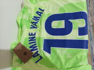 Camiseta Lamine Yamal Firmada