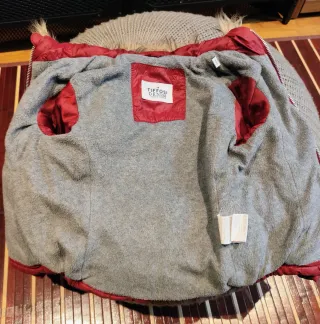 Chaqueta infantil roja talla 2