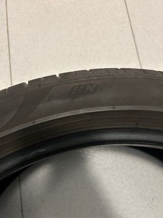 Rueda Pirelli Pzero pz4 235/40/19
