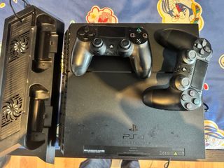 PS4 (PlayStation 4) Negra + 2 Mandos + Juegos