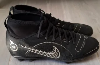 Botas de fútbol para niño Nike