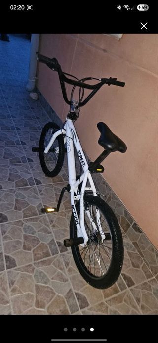 Bicicleta BMX Street Action XR Blanca