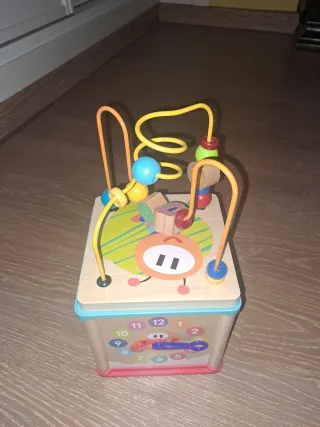 Juguetes de madera para bebés