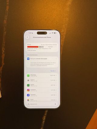 iPhone 16 Pro Max Gris